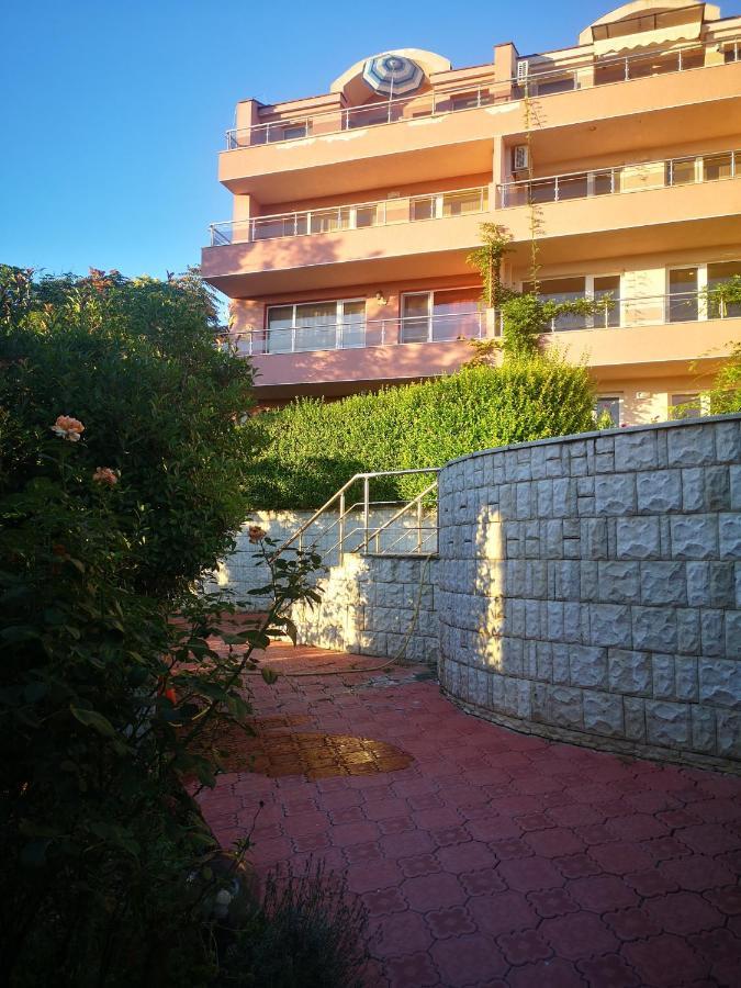 Seaview Apartment Complex Karia Каварна Екстер'єр фото