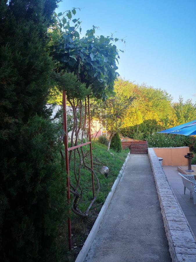 Seaview Apartment Complex Karia Каварна Екстер'єр фото
